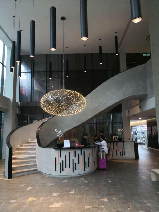 The 12 Suites @ Empire Damansara Petaling Jaya Bagian luar foto