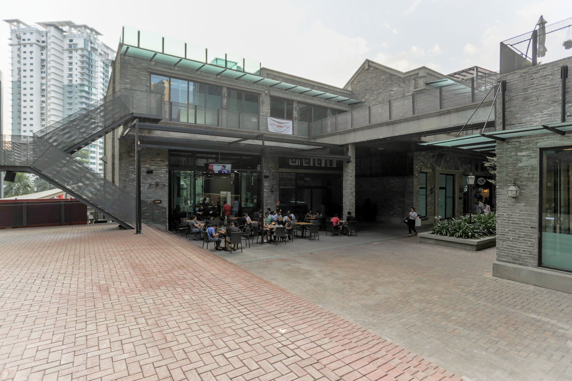 The 12 Suites @ Empire Damansara Petaling Jaya Bagian luar foto
